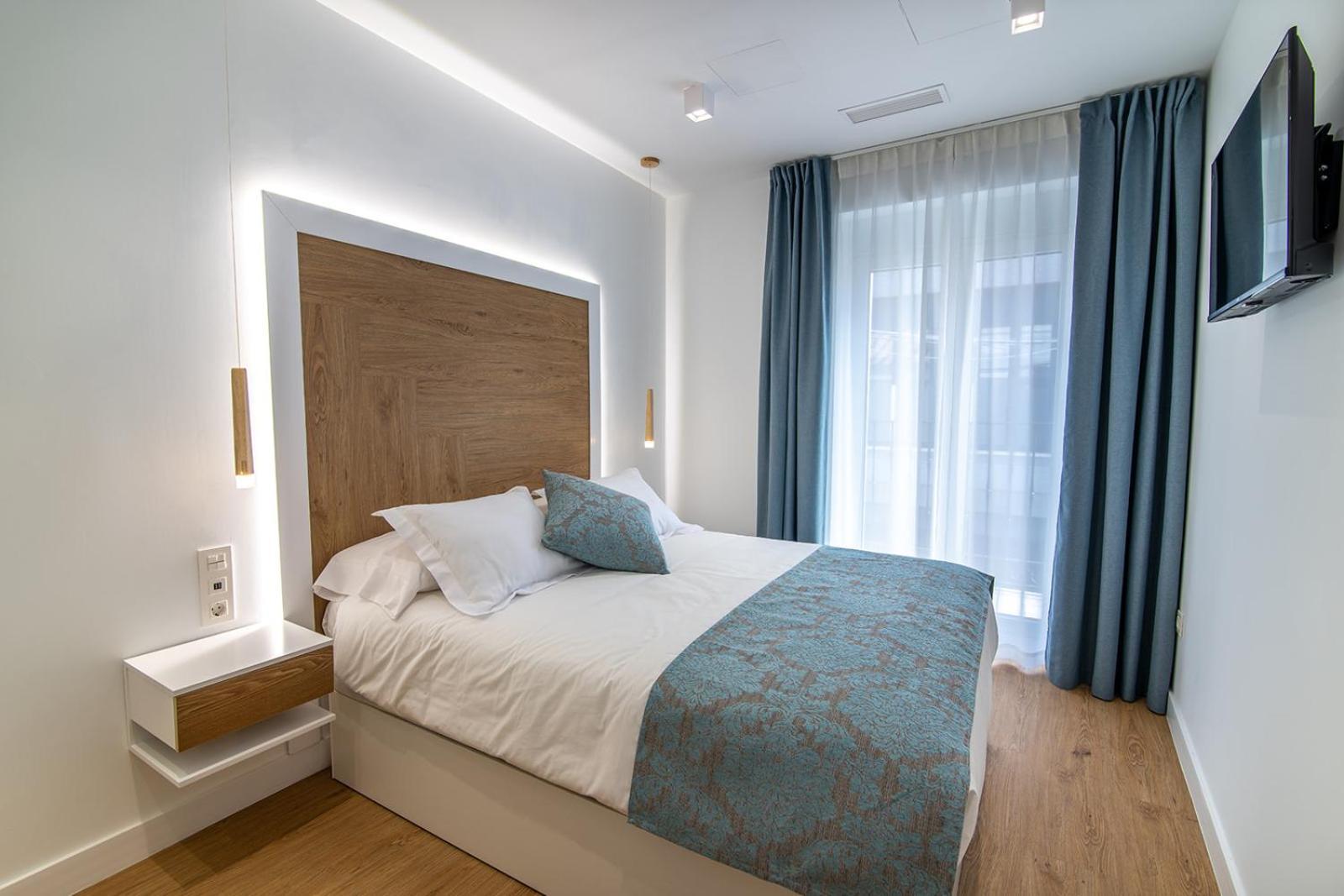 Valdepeñas Mq Suites Veronica מראה חיצוני תמונה