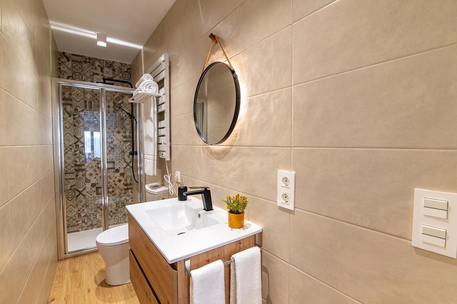 Valdepeñas Mq Suites Veronica מראה חיצוני תמונה